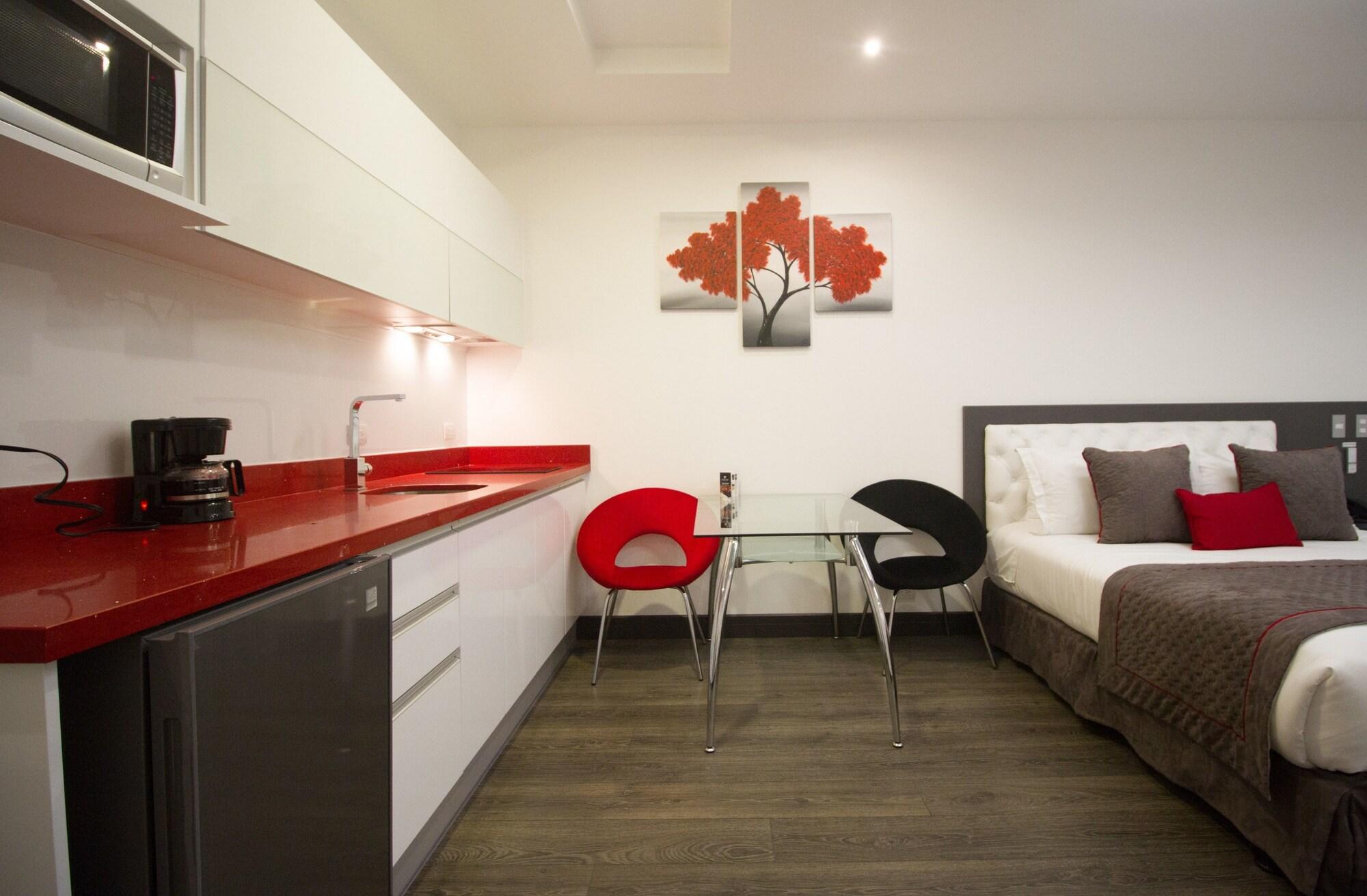 Citimed Hotel Кито Екстериор снимка
