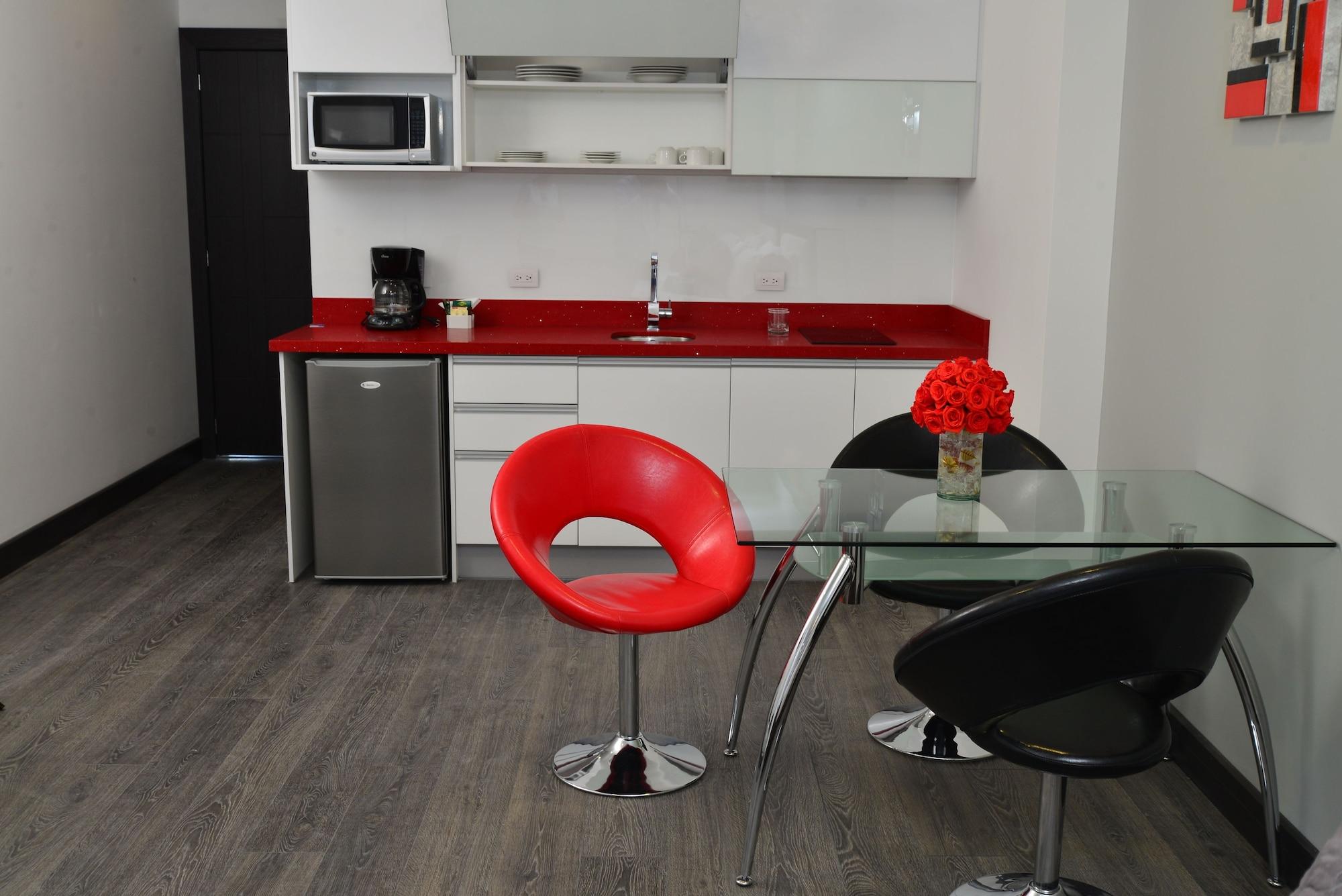 Citimed Hotel Кито Екстериор снимка
