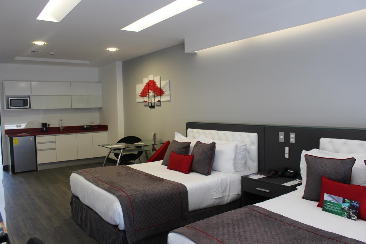 Citimed Hotel Кито Екстериор снимка