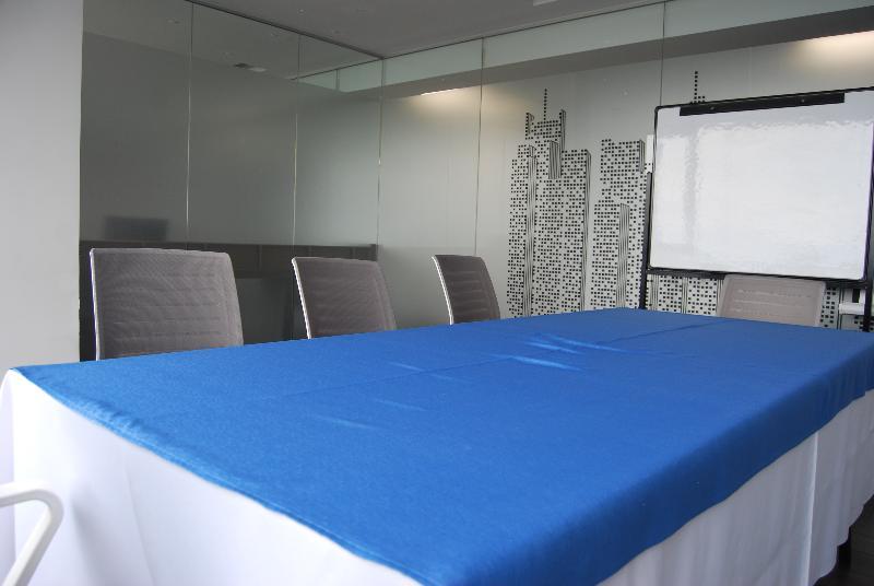 Citimed Hotel Кито Екстериор снимка