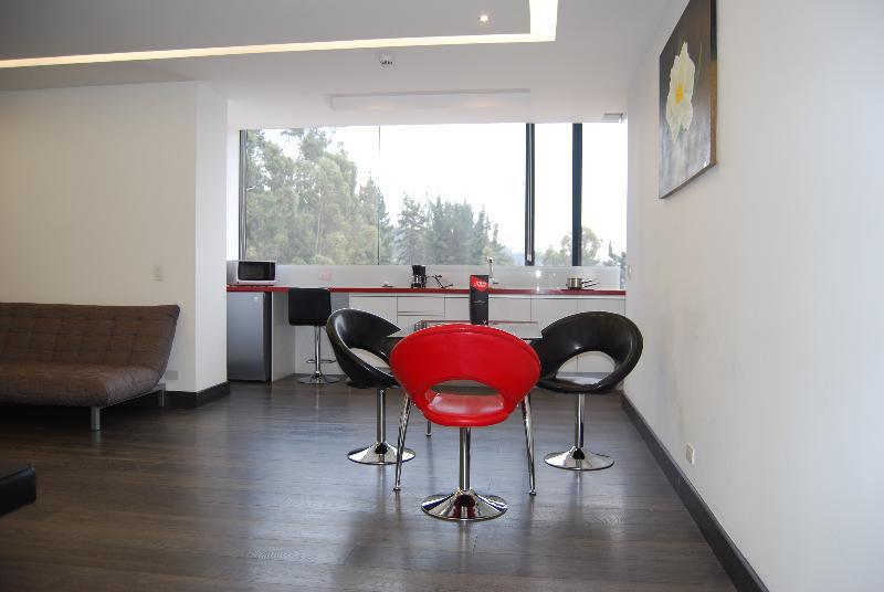 Citimed Hotel Кито Екстериор снимка