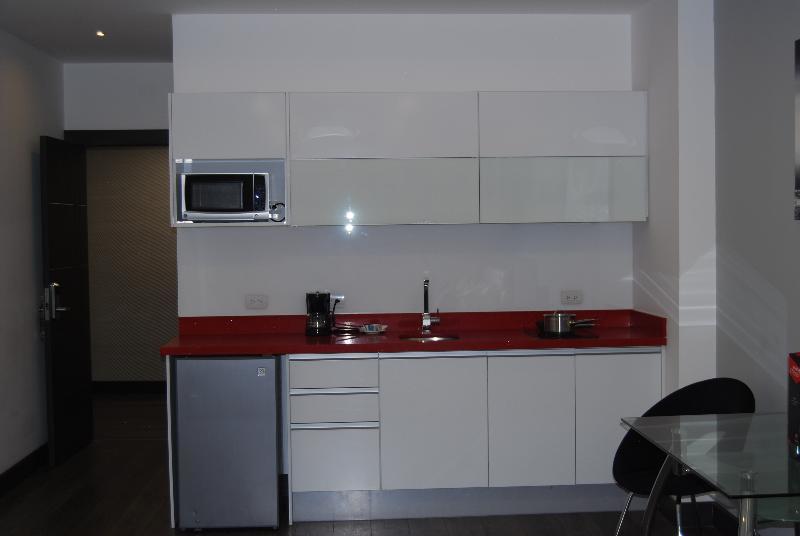 Citimed Hotel Кито Екстериор снимка