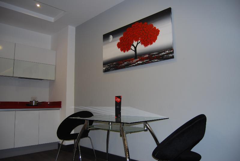 Citimed Hotel Кито Екстериор снимка